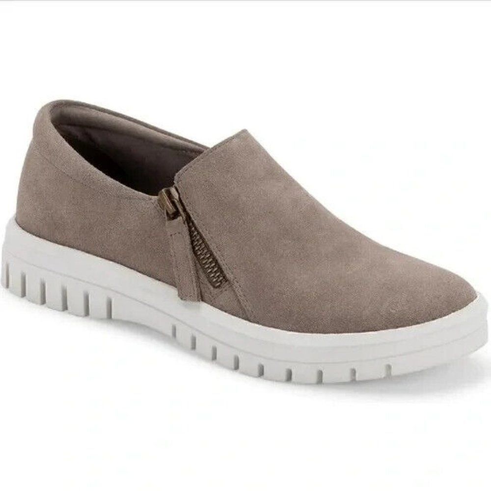 Aqua College Womens Flavia Waterproof Sneakers Mushroom Suede 9.5M New